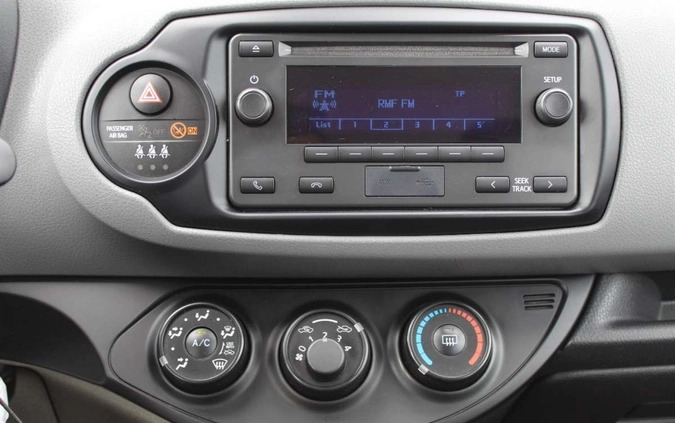 Toyota Yaris cena 49900 przebieg: 66276, rok produkcji 2017 z Choroszcz małe 277
